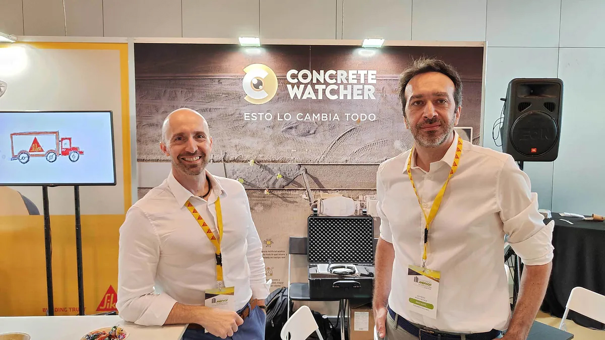 El equipo de Concrete Watcher durante el I Congreso Nacional del Hormigón en España